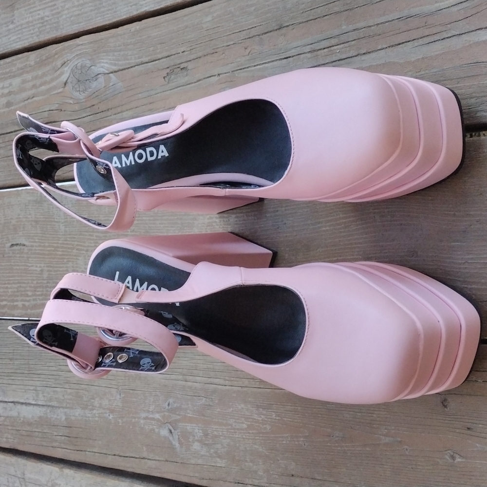 Dolls Kill 🖤 Lamoda Pink Platform - Picture 3 of 15